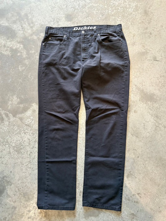 (36) Dickies Brown Tab Pants