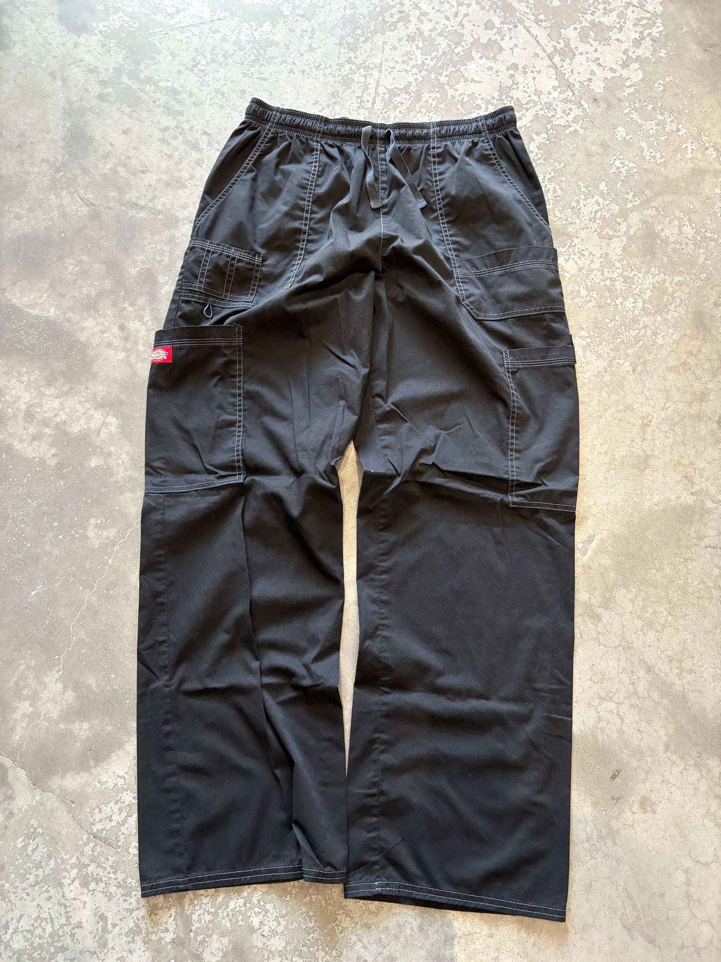 (30) Dickies Track Pants