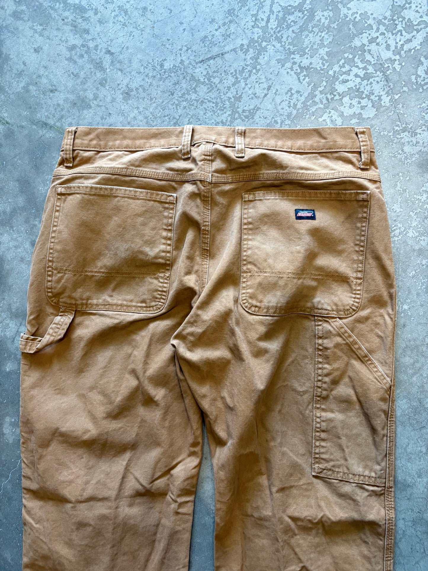 (36) Dickies Brown Carpenter Pants