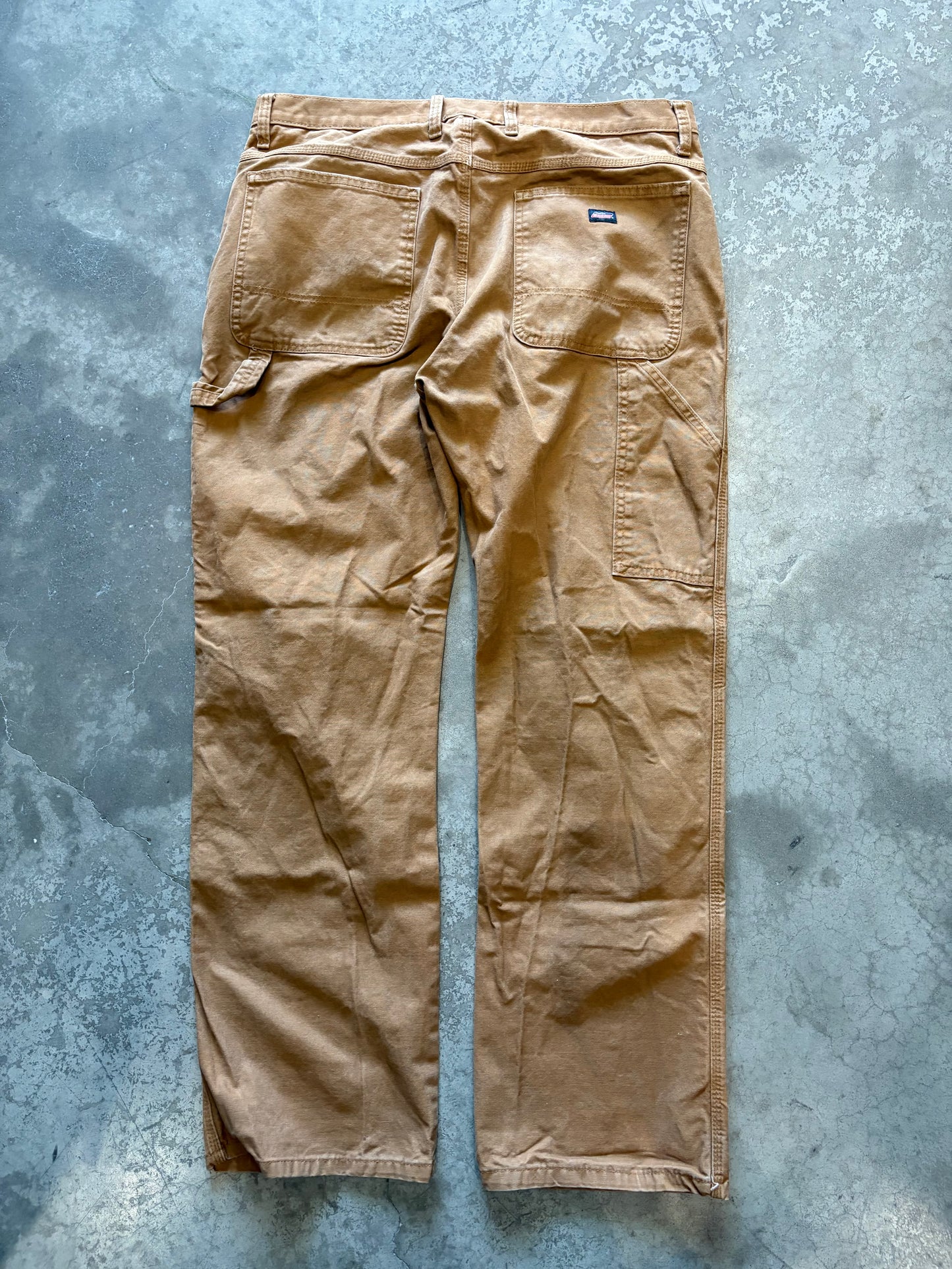 (36) Dickies Brown Carpenter Pants