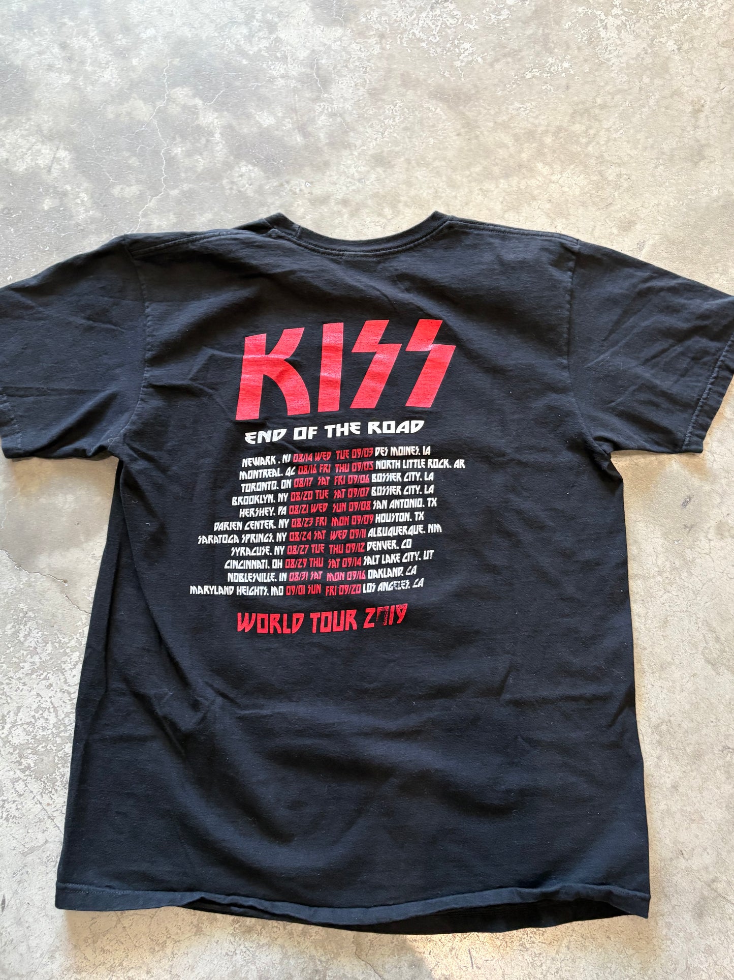 (L) KISS Graphic Tee