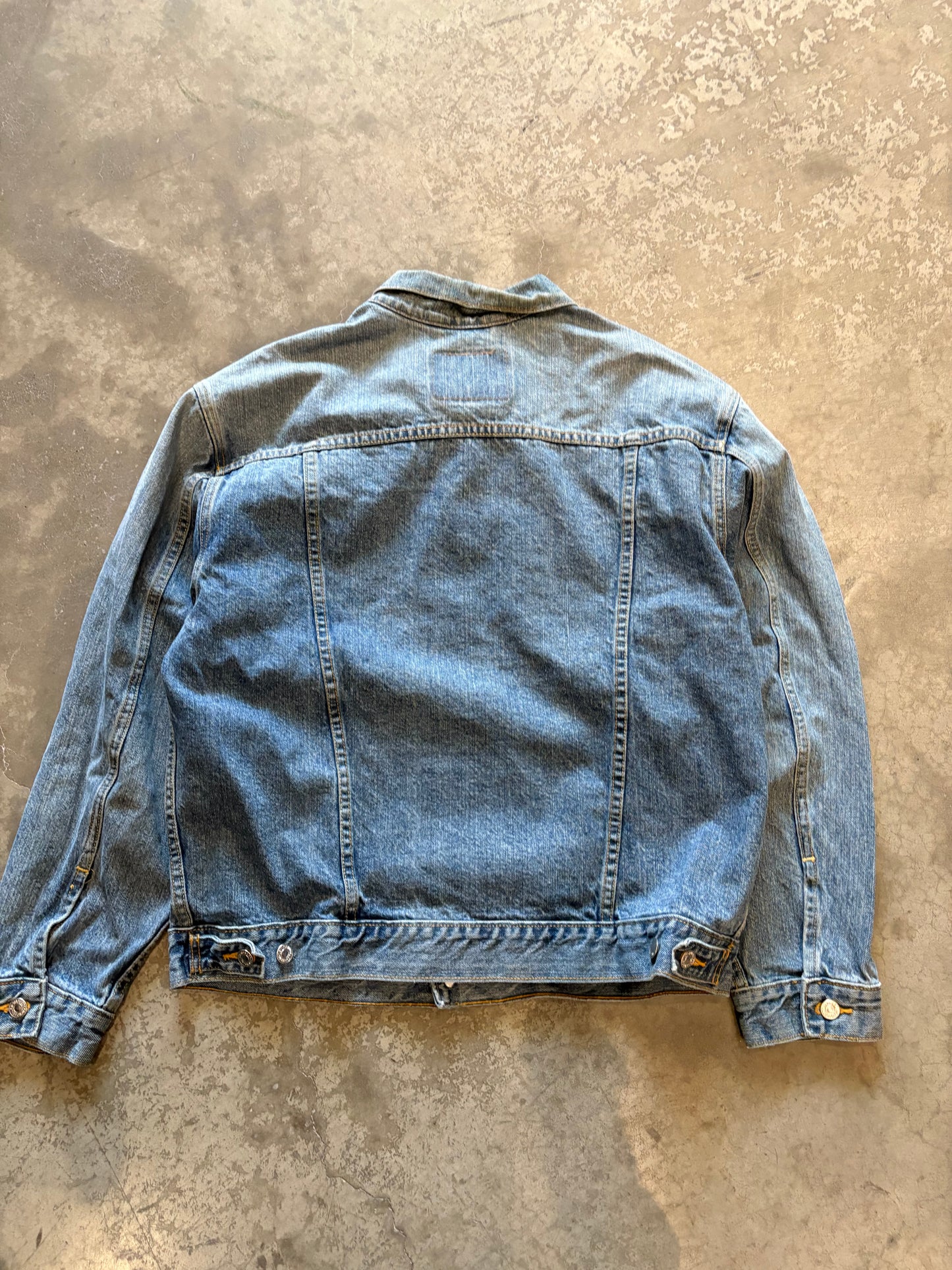 (L) Levi's Jeans Jacket