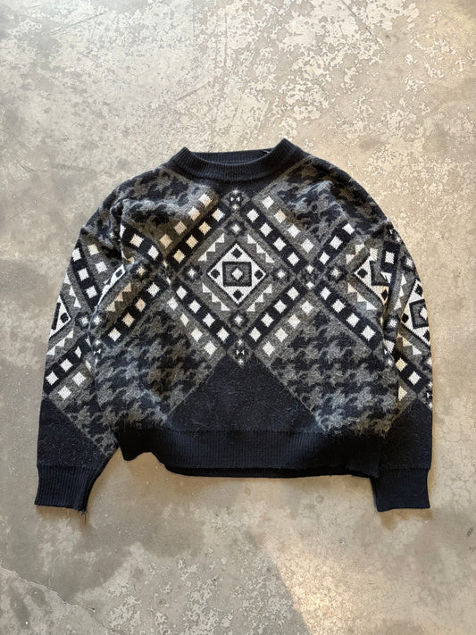 (M) Black & White Patterned Knit