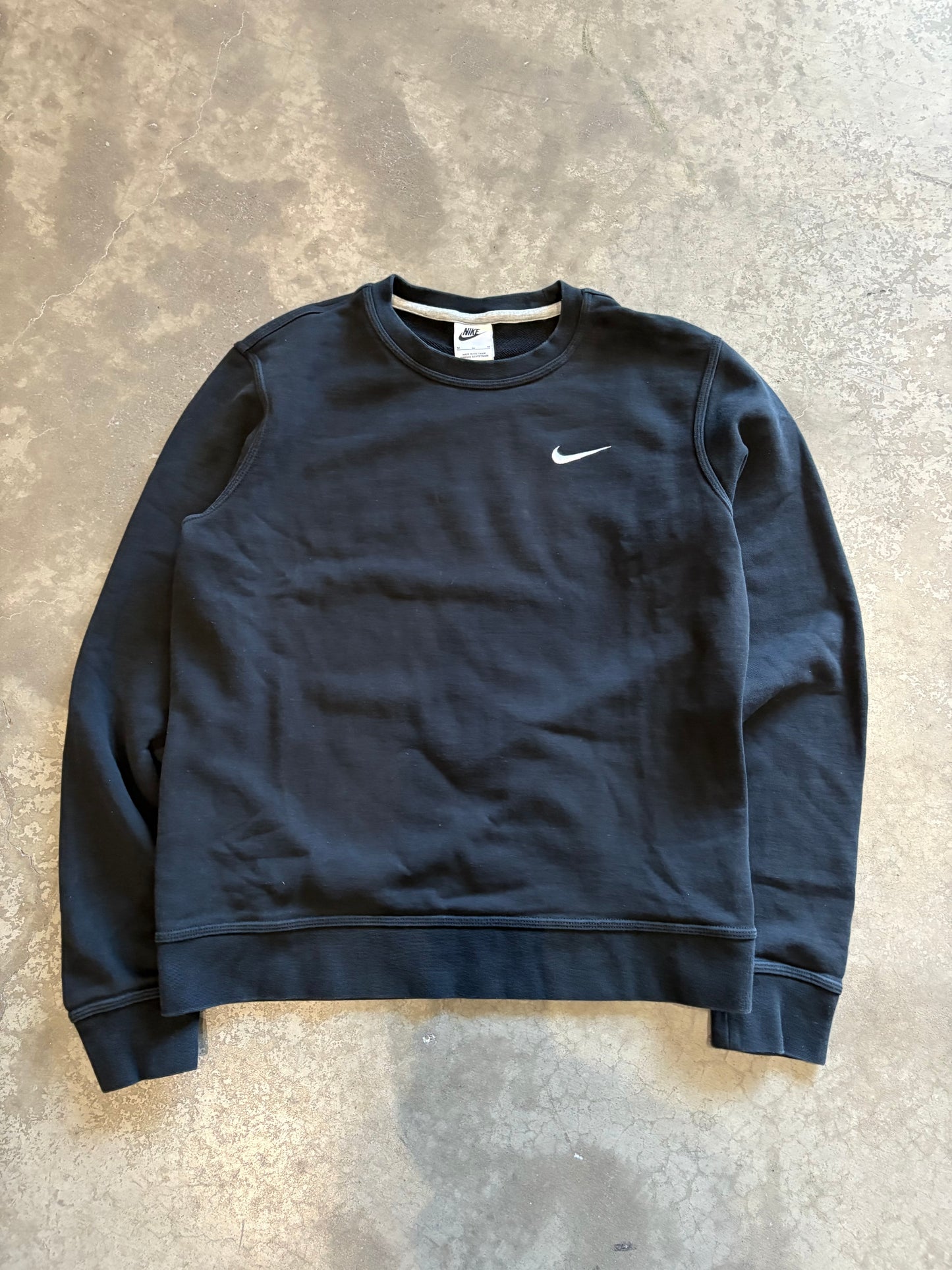 (M) Nike Swoosh Black Crewneck