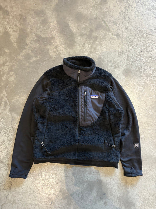 (S) Patagonia Black Fleece